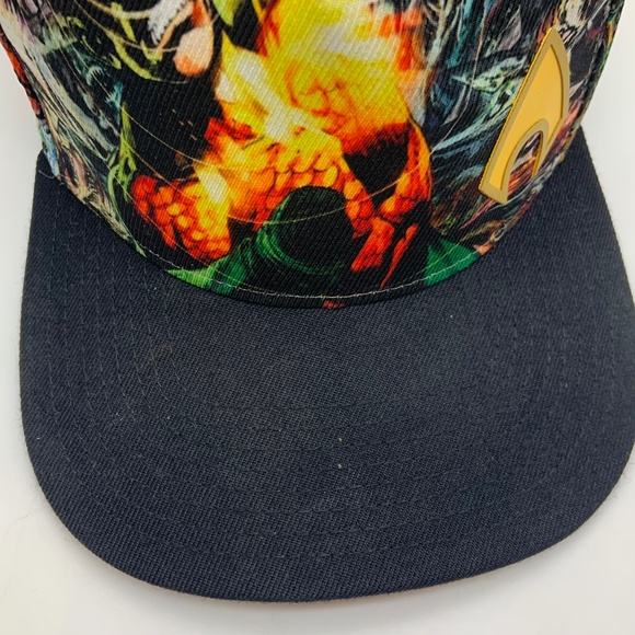 DC Comics Superheros All Over Print Polyester/Acrylic/Wool Snapback Hat - Picture 5 of 16